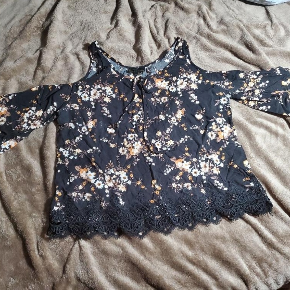 Floral top